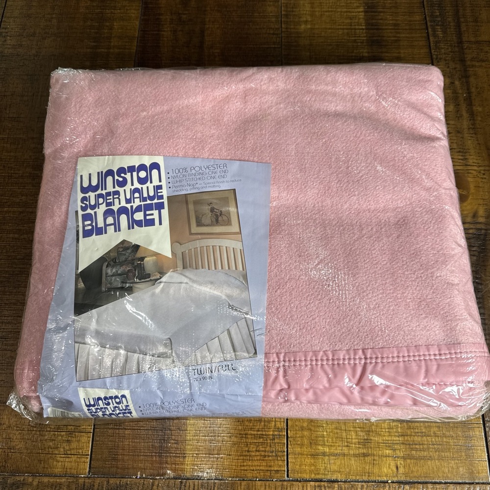 Vtg NOS Solid Pink Blanket Soft Nylon Trim 100% Polyester Full/Twin 72 x 90 USA